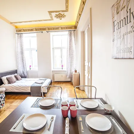 Mosaic Center Appartement *