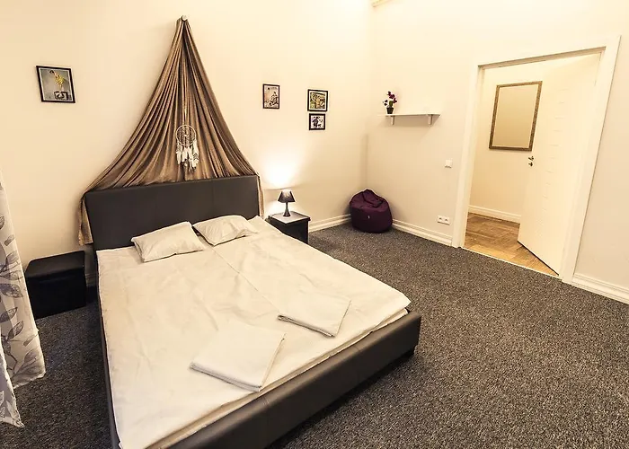 Mosaic Center 아파트 *